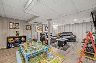 42W470 Red Bud Ct, Saint Charles, IL 60175 - Photo 27