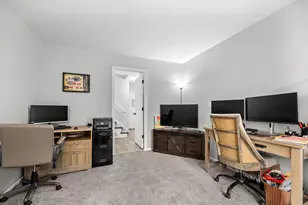 42W470 Red Bud Ct, Saint Charles, IL 60175 - Photo 19