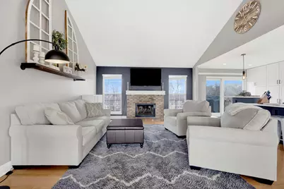 81 Parkside Court, North Aurora, IL 60542 - Photo 11