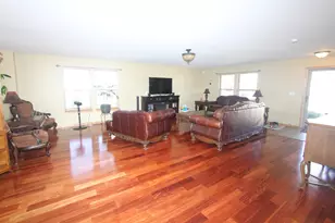 7302 Donovan Dr, Joliet, IL 60431 - Photo 7