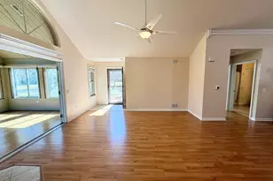 18244 Murphy Cir, Tinley Park, IL 60487 - Photo 7