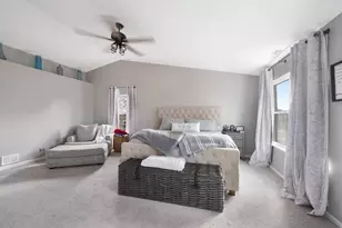 2322 Pagosa Springs Dr, Aurora, IL 60503 - Photo 15