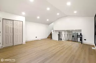 10154 S Emerald Ave, Chicago, IL 60628 - Photo 5