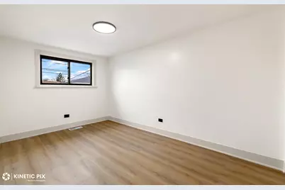 10154 S Emerald Avenue, Chicago, IL 60628 - Photo 17