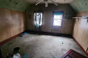 469 S Wildwood Ave, Kankakee, IL 60901 - Photo 11