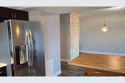 635 Perrie Drive #306, Elk Grove Village, IL 60007 - Photo 7