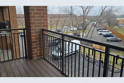 635 Perrie Drive #306, Elk Grove Village, IL 60007 - Photo 15