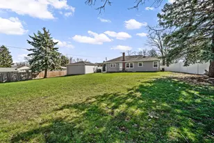 1S336 Buttercup Ln, Villa Park, IL 60181 - Photo 21