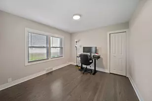 1S336 Buttercup Ln, Villa Park, IL 60181 - Photo 15