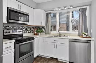 14816 S Penn Rd, Plainfield, IL 60544 - Photo 3