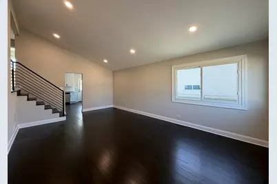 665 Easy Street, Glendale Heights, IL 60139 - Photo 3