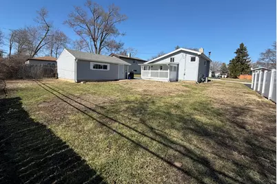 665 Easy Street, Glendale Heights, IL 60139 - Photo 19