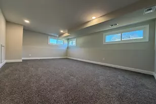 665 Easy St, Glendale Heights, IL 60139 - Photo 17