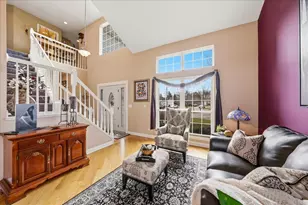 334 S Clearview Circle, Round Lake, IL 60073 - Photo 3