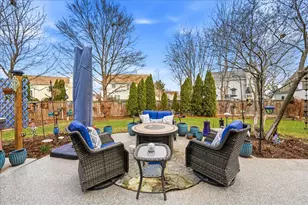 334 S Clearview Circle, Round Lake, IL 60073 - Photo 25