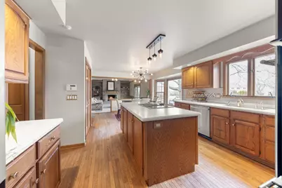 381 Prairie Knoll Drive, Naperville, IL 60565 - Photo 5