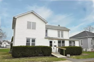 112 W Chippewa St, Dwight, IL 60420 - Photo 1