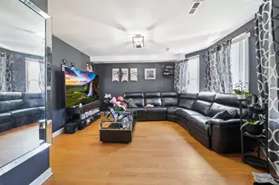 3355 N Hamlin Ave, Chicago, IL 60618 - Photo 7