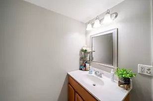 10093 W Ford Ave, Beach Park, IL 60099 - Photo 19