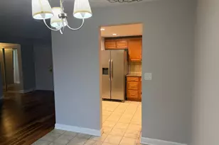 1463 Mercury Dr, Schaumburg, IL 60193 - Photo 7