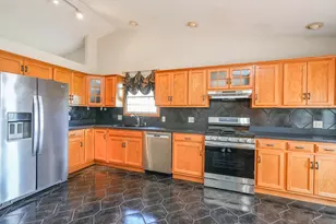 671 Diversatech Dr N, Manteno, IL 60950 - Photo 15