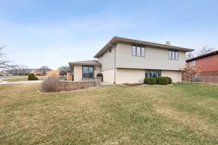 8835 174th St, Tinley Park, IL 60487 - Photo 23
