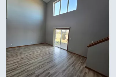 1633 W Chrysler Drive #1633, Belvidere, IL 61008 - Photo 3