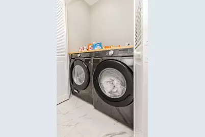 4448 Joliet Avenue, Lyons, IL 60534 - Photo 19