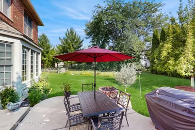 1527 Lexington Circle, Schaumburg, IL 60173 - Photo 39