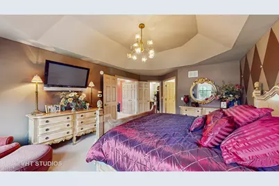 1527 Lexington Circle, Schaumburg, IL 60173 - Photo 29