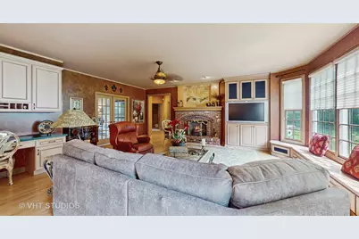 1527 Lexington Circle, Schaumburg, IL 60173 - Photo 15