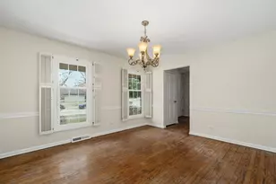 2432 Auburn Ln, Northbrook, IL 60062 - Photo 9