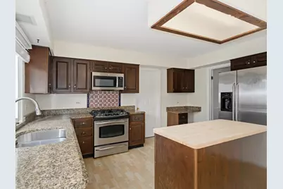 2432 Auburn Lane, Northbrook, IL 60062 - Photo 7