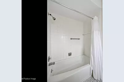 2432 Auburn Lane, Northbrook, IL 60062 - Photo 13