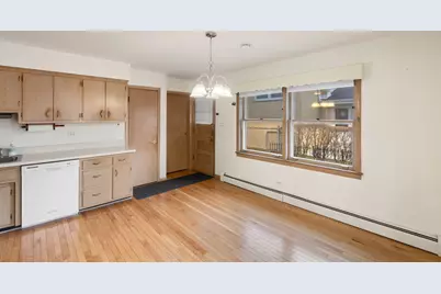 5132 W 105th Place, Oak Lawn, IL 60453 - Photo 13