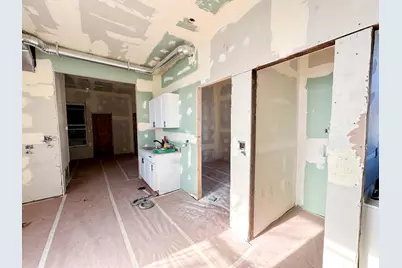 8714 S Commercial Avenue, Chicago, IL 60617 - Photo 11