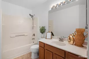 2398 Savoy Ct, Aurora, IL 60503 - Photo 17