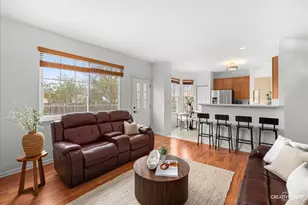 2398 Savoy Ct, Aurora, IL 60503 - Photo 7