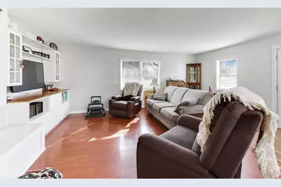 401 E Lincoln Street, Sycamore, IL 60178 - Photo 7