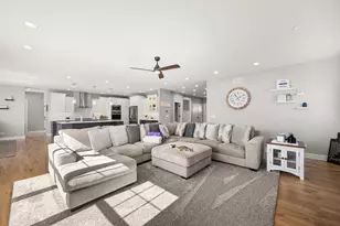 210 Whittemore Dr, Sycamore, IL 60178 - Photo 15