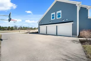 210 Whittemore Dr, Sycamore, IL 60178 - Photo 3