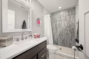 210 Whittemore Dr, Sycamore, IL 60178 - Photo 45