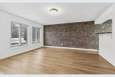 12822 Carriage Lane, Crestwood, IL 60418 - Photo 5