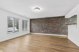 12822 Carriage Ln, Crestwood, IL 60418 - Photo 5