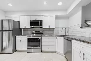 12822 Carriage Ln, Crestwood, IL 60418 - Photo 7