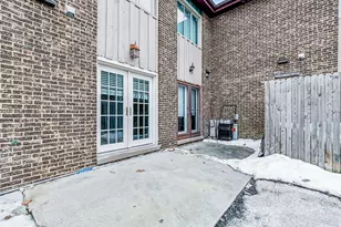 12822 Carriage Ln, Crestwood, IL 60418 - Photo 17