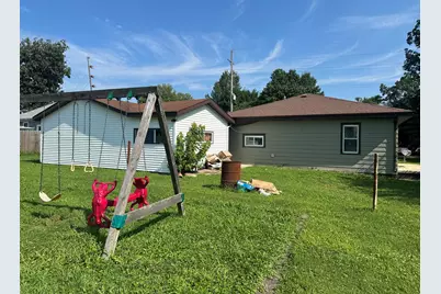 415 W Livingston Road, Streator, IL 61364 - Photo 17