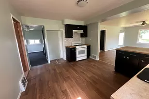 415 W Livingston Rd, Streator, IL 61364 - Photo 9