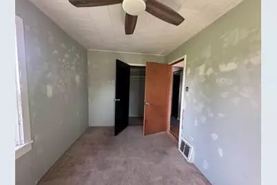 415 W Livingston Road, Streator, IL 61364 - Photo 3