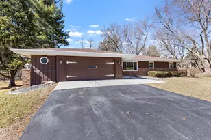 8668 Yosemite Dr, Byron, IL 61010 - Photo 21